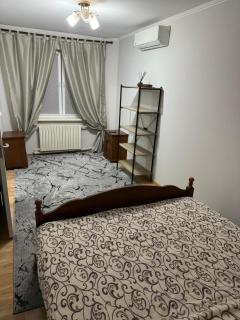 Apartament str Grenoble - Chişinău - 2