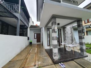 Fasco Homestay - Ngaglik - 8