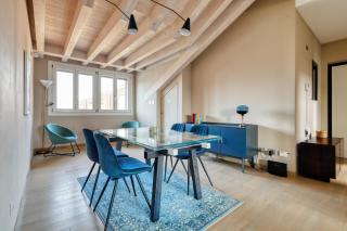 JOIVY Elegant apartment with parking and balcony - Milan - 1