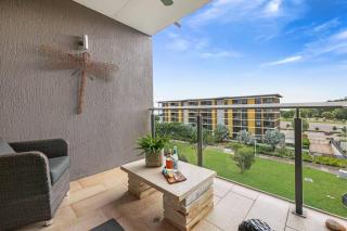 'Waterfront Wonder' Expansive Indoor-Outdoor Haven - Darwin - 2