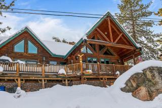 Lakeview Cookie Chalet - Walk to Lake - 7