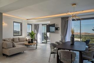 Skyline Villas, By Hellocrete - Angeliana - 1