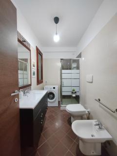 ValeValeHome - home gallery with fully equipped kitchen, reserved parking, big garden - Olbia - 6