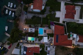 Villa Suartini Viganj Pool or Jakuzzi - Viganj - 1