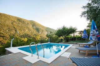 Holiday home in Omis with terrace, air conditioning, WiFi, washing machine 5202-1 - Omiš - 1