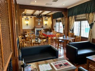 Hostal Restaurante La Noria - 9