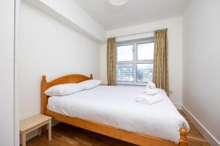 Flat w/ Balcony & Canal view - 4min to station - 8