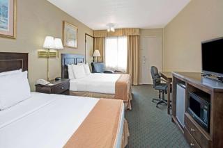 Howard Johnson by Wyndham Torrance - Torrance - 6