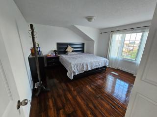Quiet cozy room - Kitchener - 3