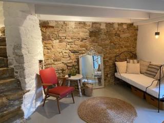 Maison de charme, jardin clos sud, terrasse, 2 minutes plages, au cœur du village de Piriac, 4 chambres 2 SDB. - Piriac-sur-Mer - 1