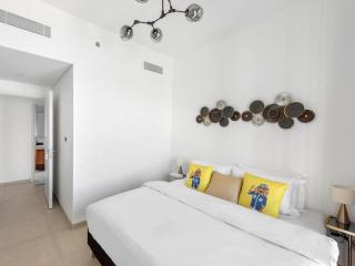 Contemporary 2BDR with Downtown views-28 - Dubai - 4