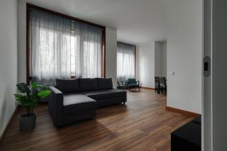 JOIVY Chic 3-Bed Flat Near Colonne di San Lorenzo - Milan - 0