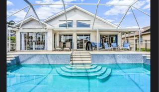 Peaceful Waterfront Pool Home home - Palm Coast - 8