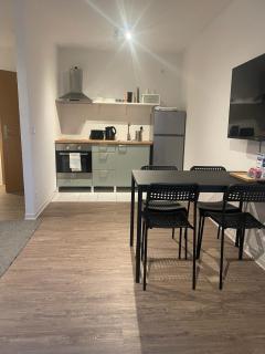 Zentrale Wohnung, 2 Betten,vollmöbliert,nahe BTU,Balkon- Parkpkatz auf Anfrage - Cottbus - 6