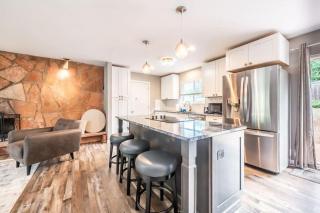 WALK to Garden of the Gods 3Bedroom WD AC - Colorade Springs - 4