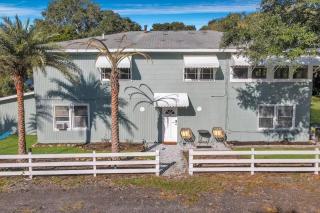 Sandy Feet Retreat UNIT B 3 BR Unit Steps to Beach - 7