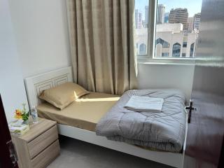 Corniche Street - Stunning Room - Abu Dhabi - 6