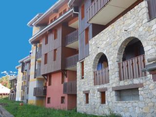 Studio duplex fonctionnel au pied des pistes · Parking · Centre station - FR-1-181-2451 - La Plagne Tarentaise - 6