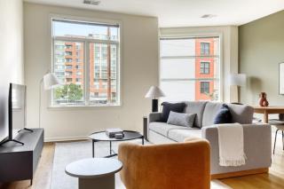 Hoboken 2BR w Gym Shuttle Lounge Pool NYC-862 - Hoboken - 0