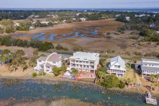 Unique 5 BDR Home on the Marsh! HOT TUB amazing su - Tybee Island - 0