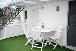 Central aesthetic studio with panoramic views - Patras - 3