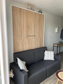 Studio rénové + loggia 5 mn des thermes / c.ville - La Case à Jo - Balaruc-les-Bains - 4