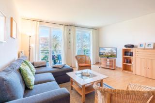 Helle Fewo mit zwei separaten Schlafzimmern und Blick vom Balkon zum Salzhaff - Rerik - 3