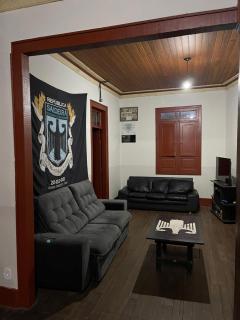 Quarto inteiro, próx ao Centro - República Saideira - Ouro Preto - 0
