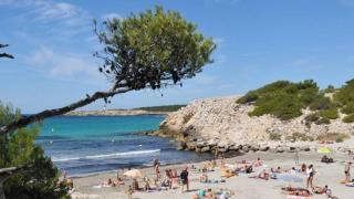 SUPERBE MAISON FAMILIALE AVEC PISCINE - 4