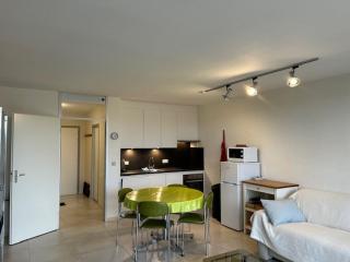 Malgré Tout 0207 - 9