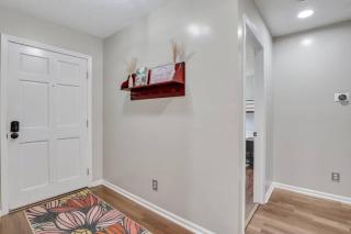 Savannah Rose Bungalow Btwn Downtown and the Beach - Savannah - 4