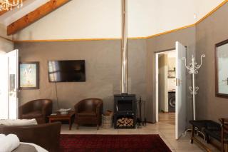 Owls Nest Self Catering - George - 1