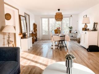 Appartement avec balcon 10kms des plages - 2