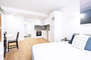 Estudio cerca de Camp Nou - L'Hospitalet de Llobregat - 8