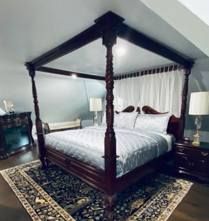 1000 Islands Bed and Breakfast-The Bulloch House - Gananoque - 0