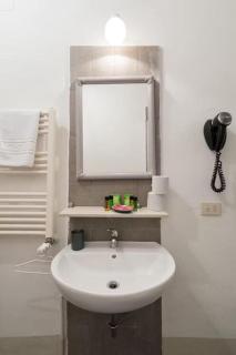 Keys of Italy - F2 - Fiesolana24 - Santa Croce one bedroom flat 2 to 4 guests - Florence - 3