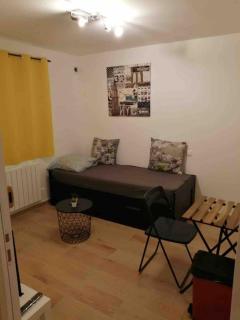 Cosy studio - Saint-Denis - 9