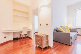 At Home - Turati/Porta Nuova Apartment - Milan - 4