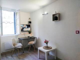 Studio Avignon Intra Muros full equipée R+1 - Avignon - 9