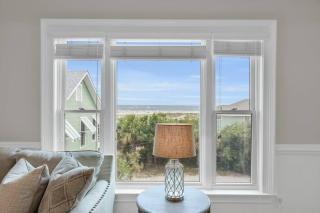 5 Bed 5 Bath Luxury Beach Front Home w/Ocean Views - Tybee Island - 9