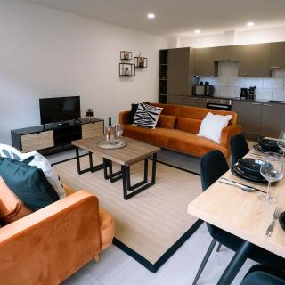 Modern City Centre Apartment - Exeter - 2