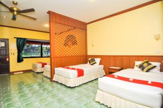 The Gold-Digger's Resort - 8