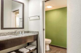 Travelodge by Wyndham Flowood - Flowood - 9