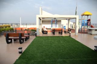 Landmark III High Rated Apartment - 7