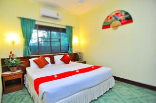 The Gold-Digger's Resort - 4
