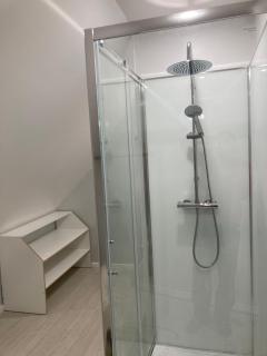 studio indépendant 800 m de la gare du Mans - Le Mans - 3