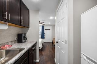 Downtown Kimmswick Room~Renovated~Prime Location - - 2