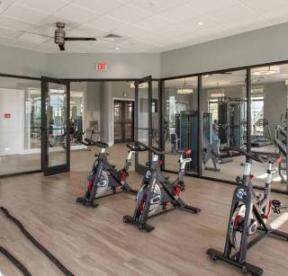 Close to Disney & Other Theme Parks,Private Heated PoolSpa, BBQ & Game Rm - Kissimmee - 4