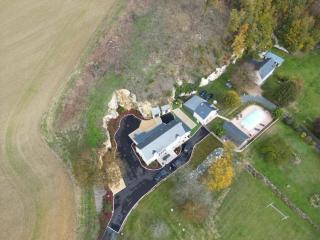 Gîtes de charme avec jacuzzi, piscine chauffée, et activités familiales près du Zoo de Beauval et des Châteaux - FR-1-591-566 - 7
