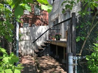 Heart of MTR for Memerable Experiance 2 backyard 7minMetro Fully Renovated & Equipped - Montréal - 3